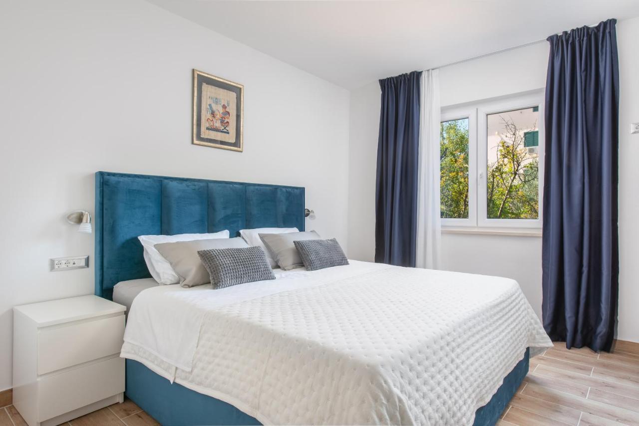 Apartment Kiki Kaštel Štafilić Zewnętrze zdjęcie