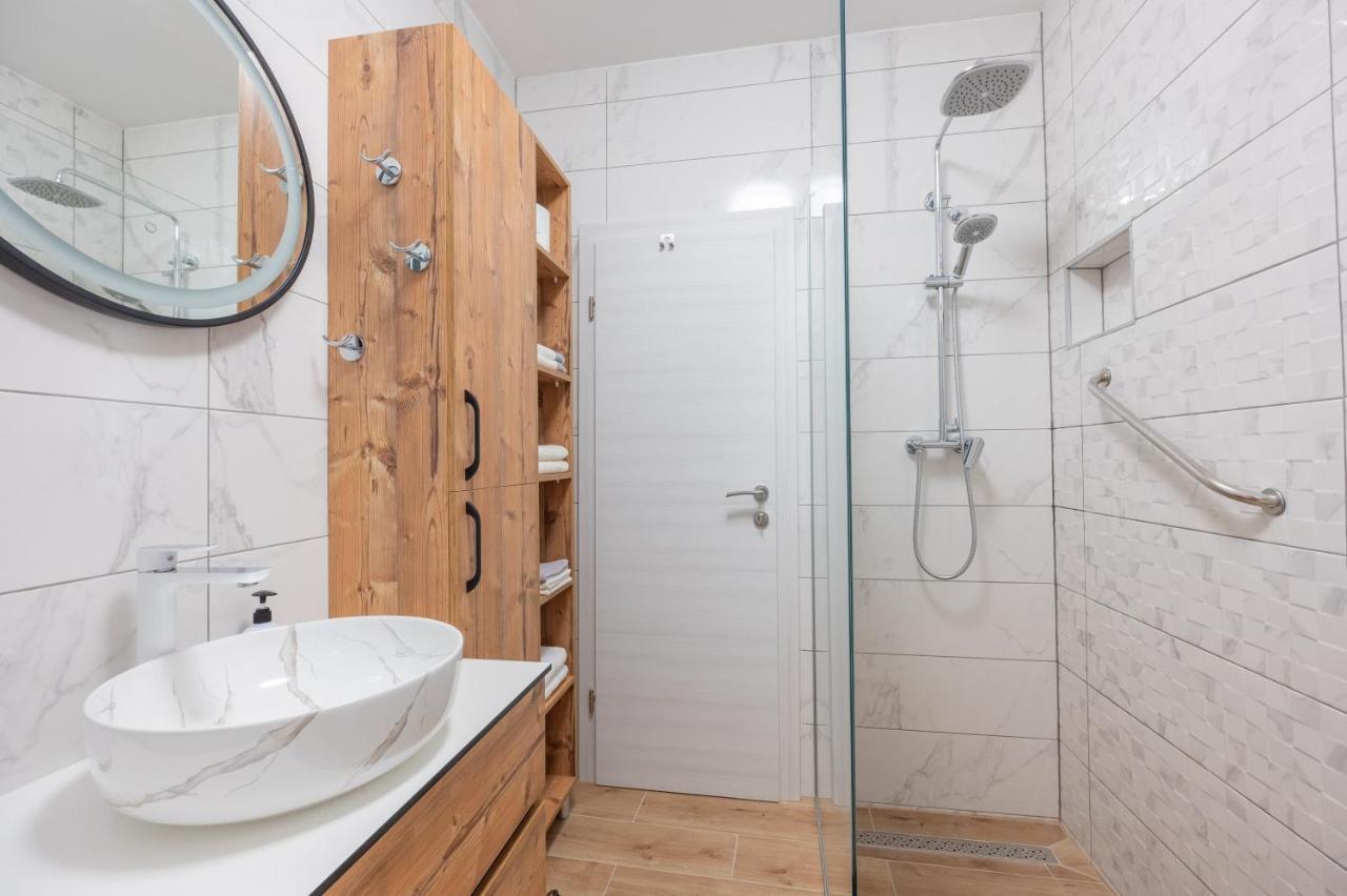 Apartment Kiki Kaštel Štafilić Zewnętrze zdjęcie
